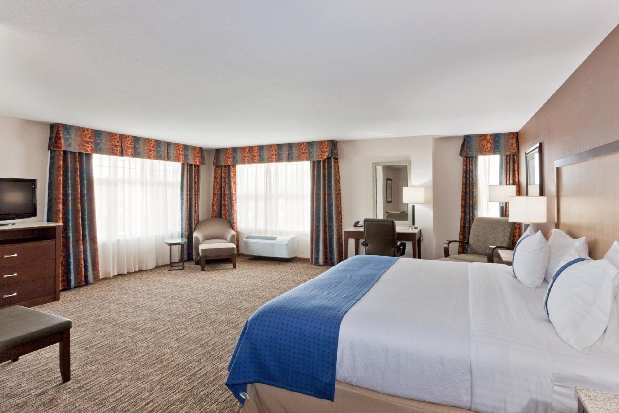 Holiday Inn Hotel & Suites Surrey East - Cloverdale By Ihg Eksteriør bilde