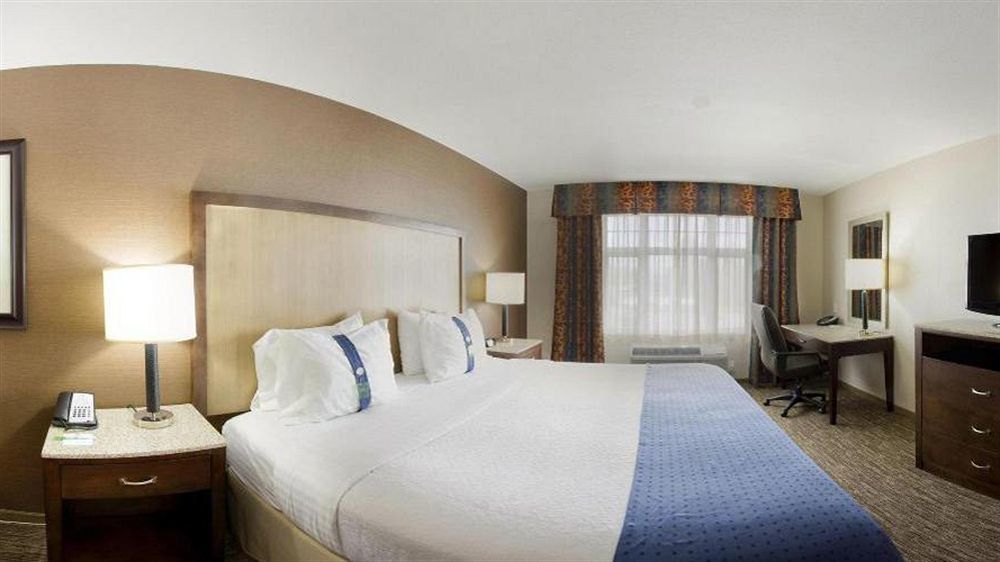 Holiday Inn Hotel & Suites Surrey East - Cloverdale By Ihg Eksteriør bilde